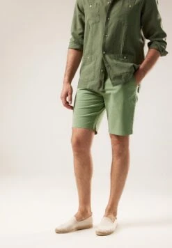 Bermuda - Shorts - Porcelana