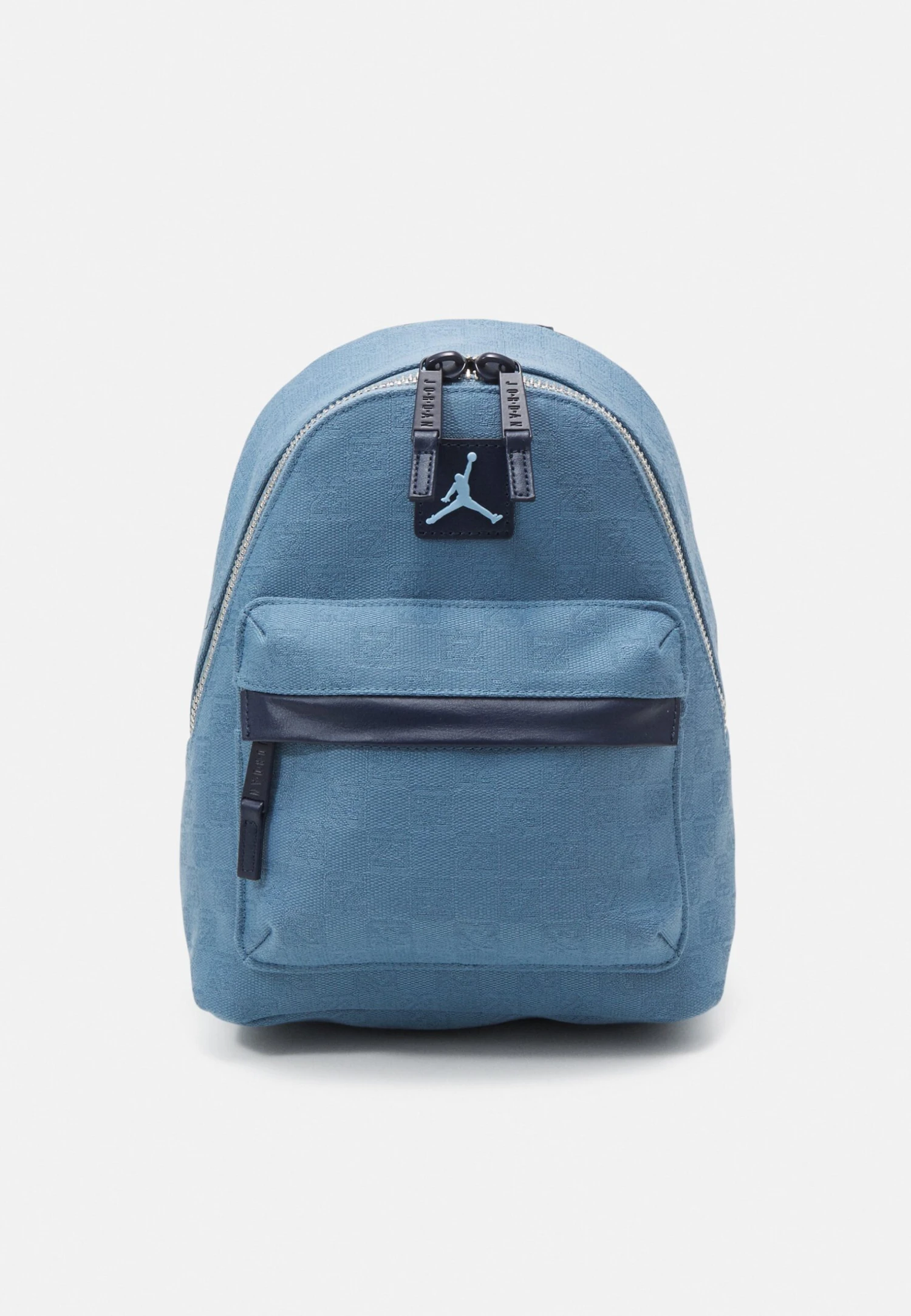 Jordan Monogram Mini Backpack Unisex - Mochila - Chambray - Imagen 4
