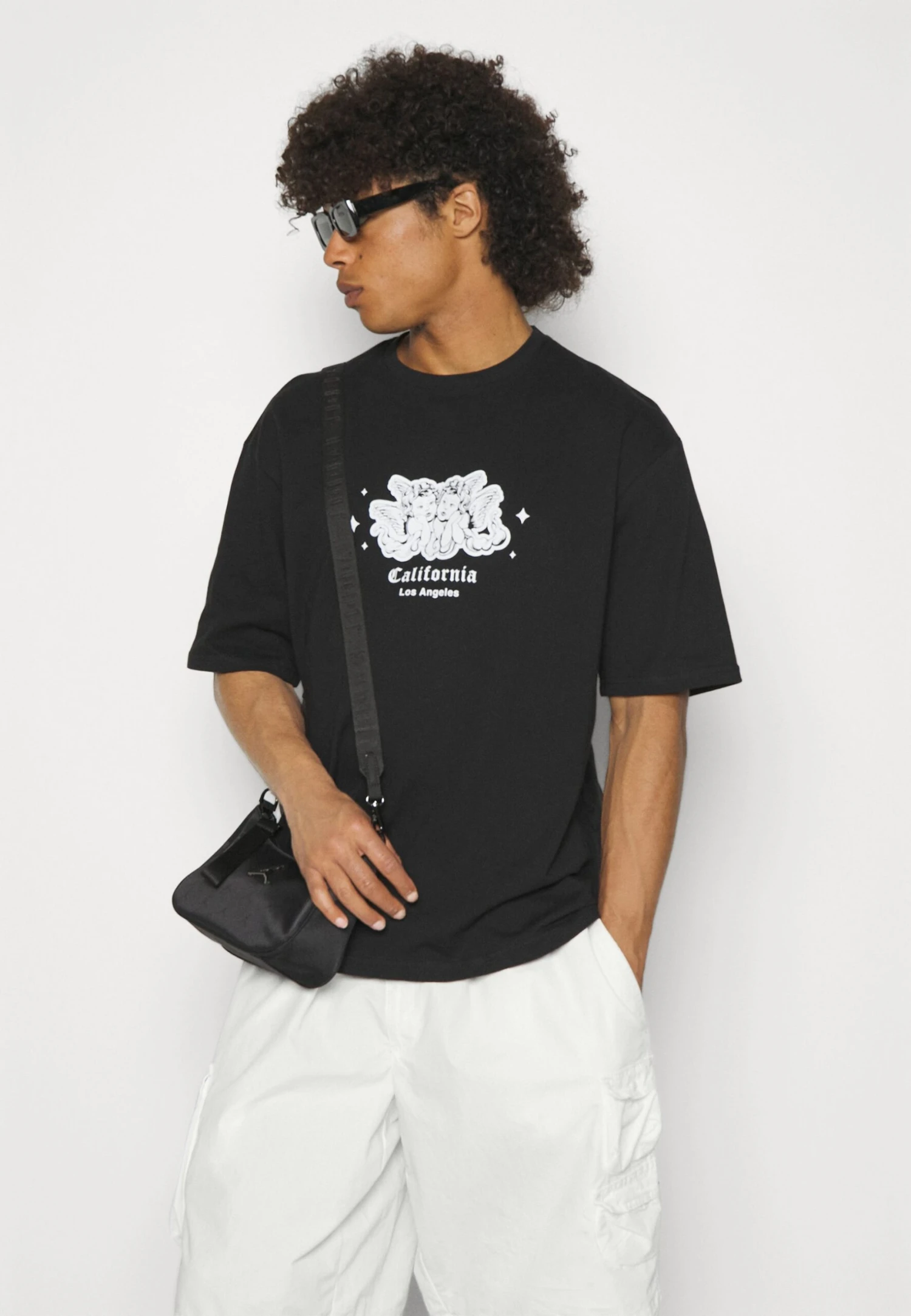 BDG Urban Outfitters Baggy Tech Short - Shorts - White - Imagen 4