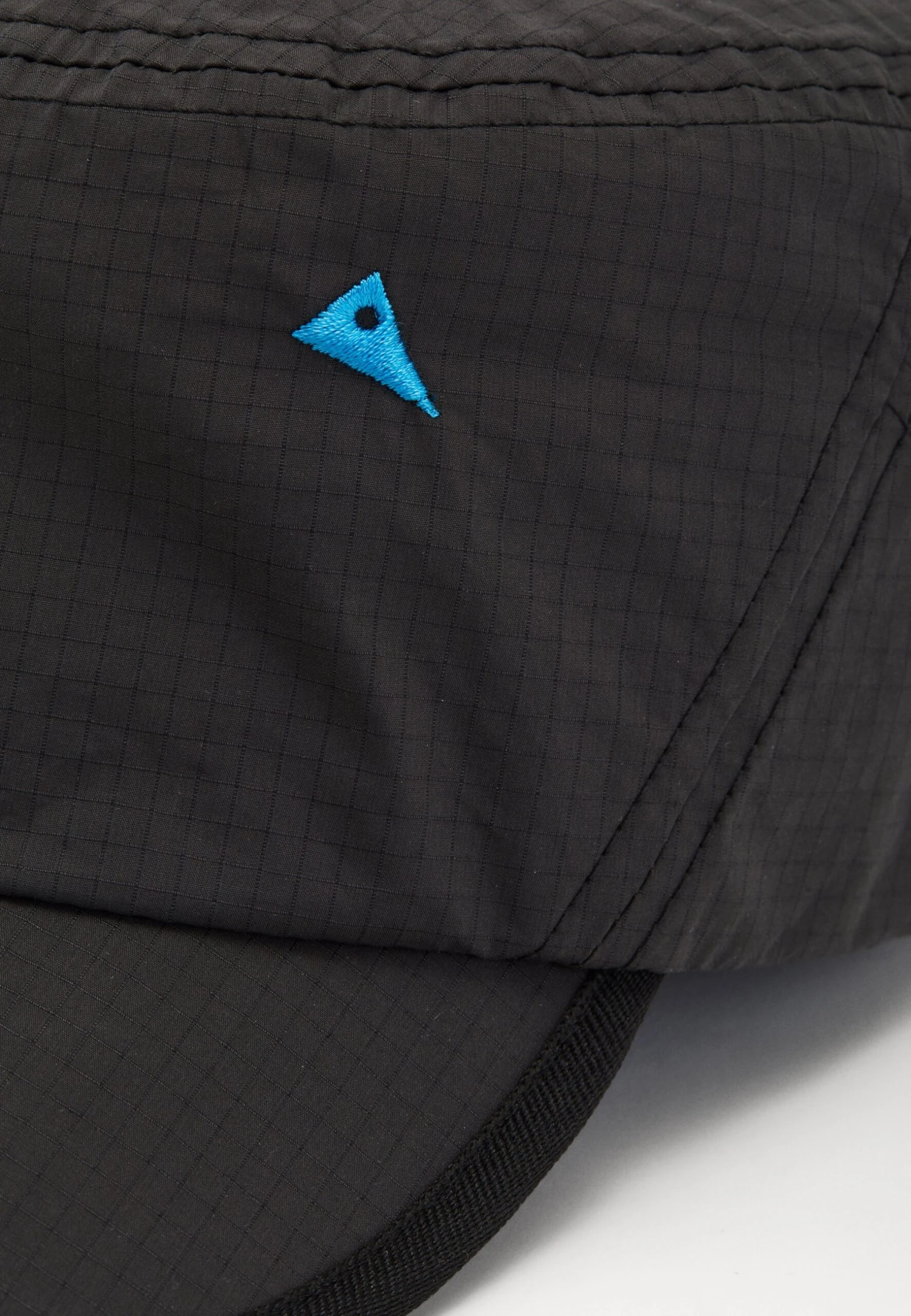 Klättermusen Ansur Unisex - Gorra - Raven Black - Imagen 4