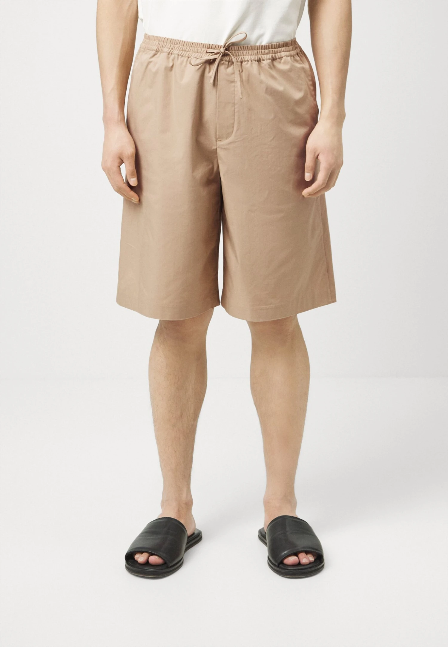 Holzweiler Oliver- Shorts - Beige