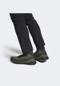 ADIDAS PERFORMANCE Terrex Free Hiker- Zapatillas De Senderismo - Focus Olive/Pulse Olive/Impact Orange