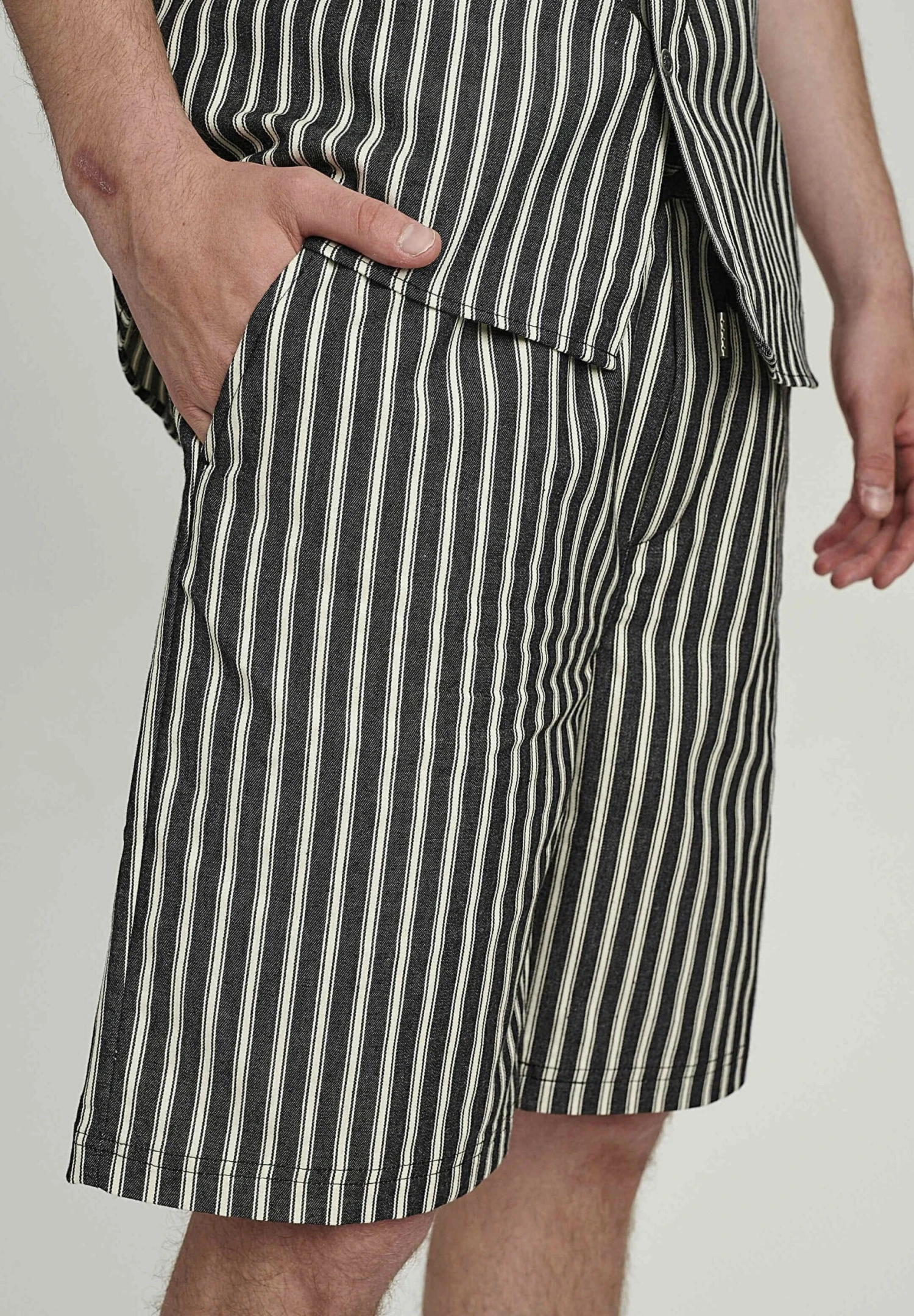 Carsten - Shorts - White Black - Imagen 5