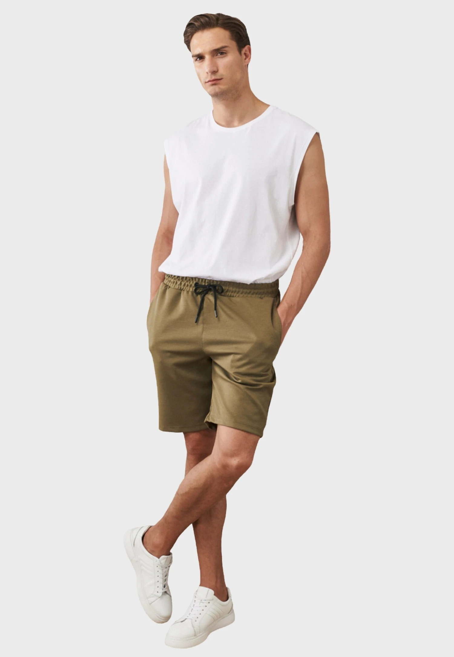 Standard Fit - Shorts - Khaki - Imagen 2