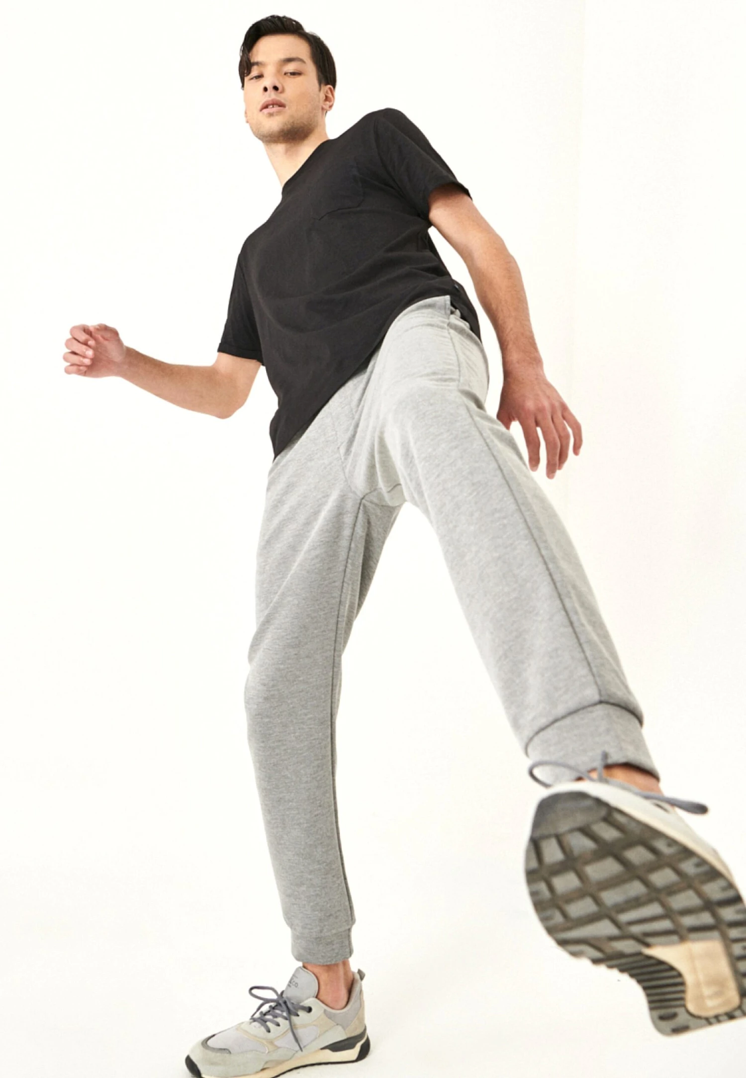 Standard Fit- Pantalones Deportivos - Grey Melange - Imagen 6