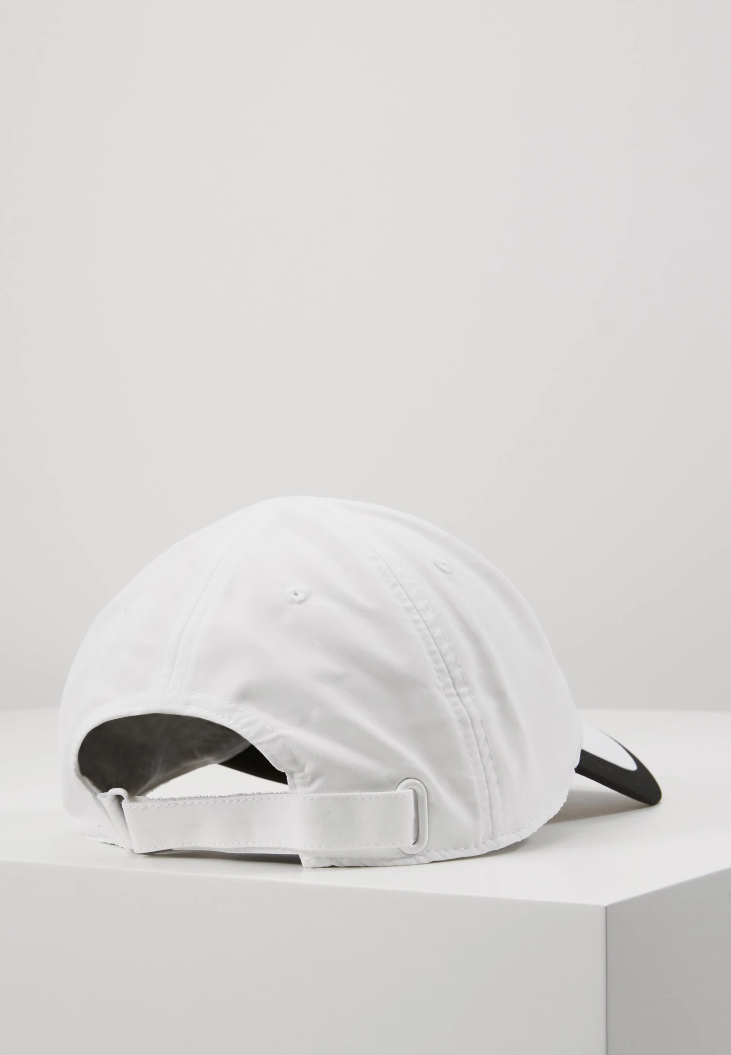 Lacoste Sport Tennis Unisex - Gorra - White/Black - Imagen 3