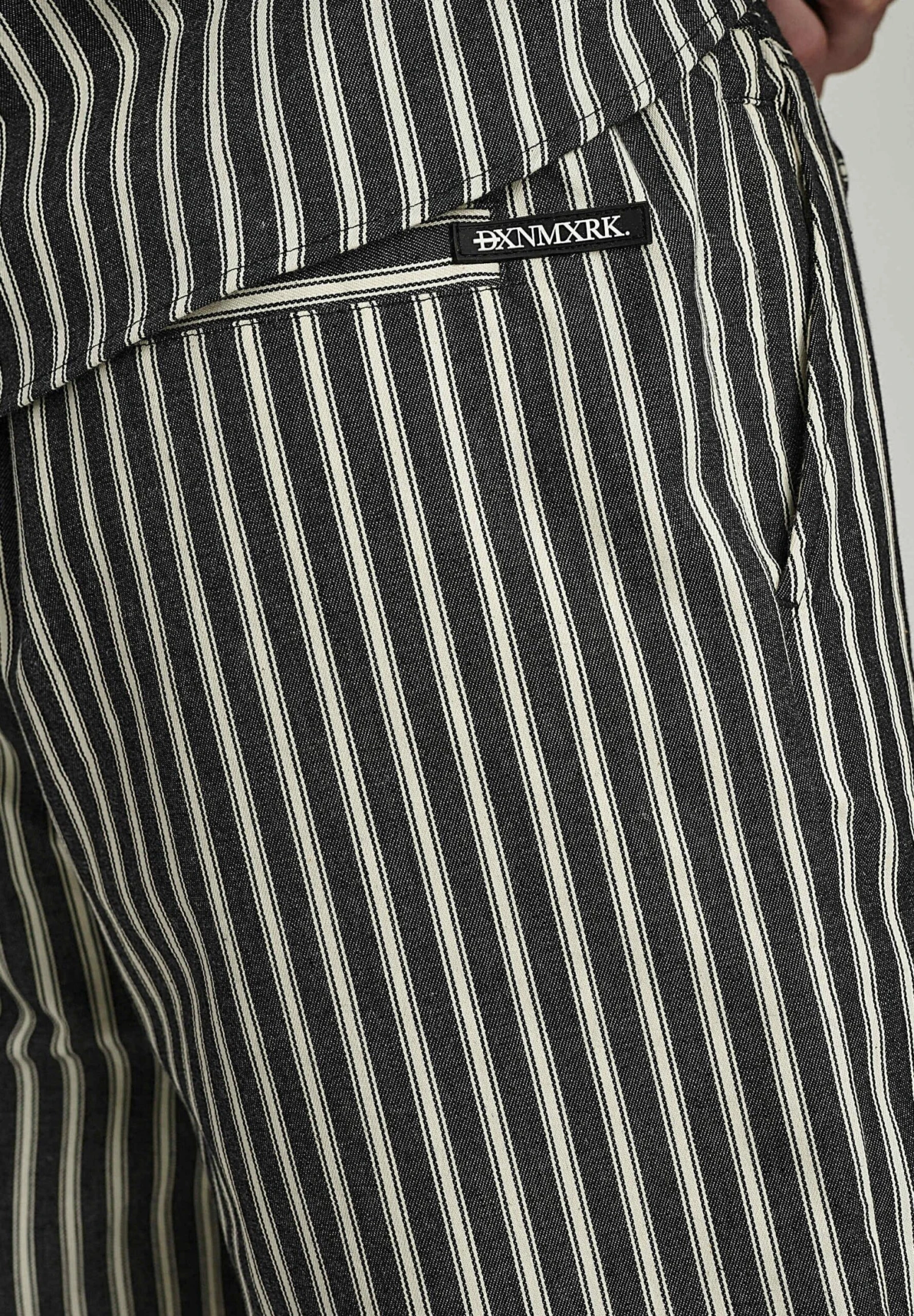 Carsten - Shorts - White Black - Imagen 4